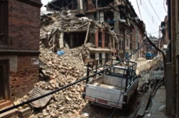 Earthquake in Bhaktapur, Nepal. Photo: Sonny Inbaraj
